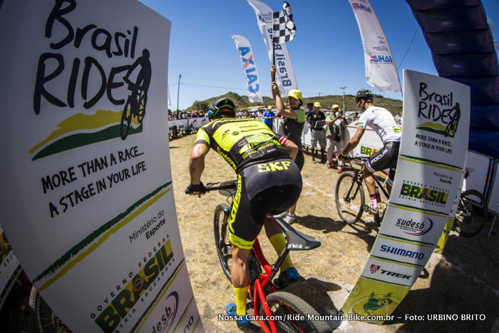 Uma das largadas do pr�logo - Foto: Fabio Piva / Brasil Ride