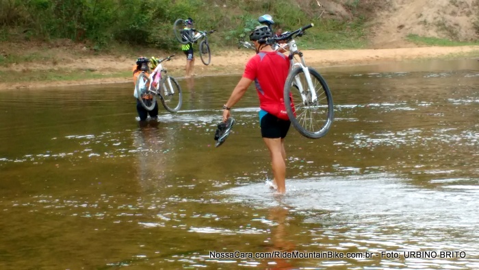 Se n�o n�o fosse a area hoje poder�amos passar neste local pedalando a bike