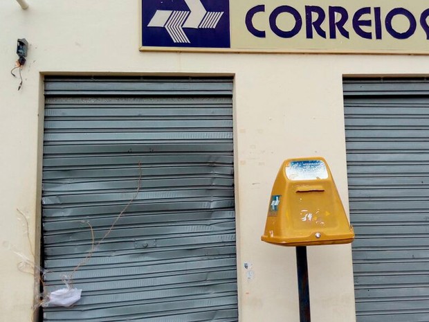Ag�ncia dos Correios que foi atacada na cidade Caetanos (Foto: Warley Figueredo/Arquivo Pessoal)