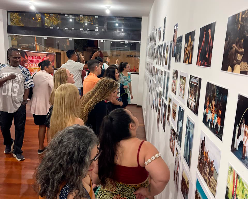 A Exposição ‘Lembranças que dão Saudades’ levou a história da Lambada para a sala multiuso do Centro de Cultura de Porto Seguro - Foto: Semana da Lambada